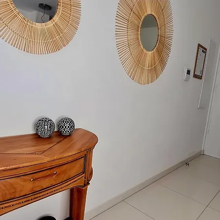 Διαμέρισμα Aria Serena - Sejour Vue En Centre-ville - Classe 4 Etoiles