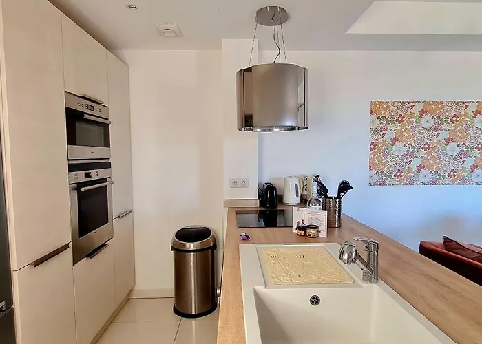 Aria Serena - Sejour Vue En Centre-ville - Classe 4 Etoiles